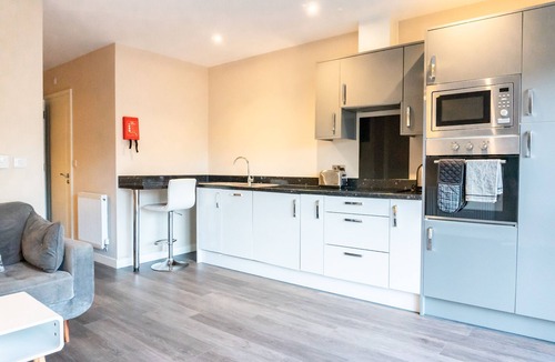 Runnymede Apartment | Magna House