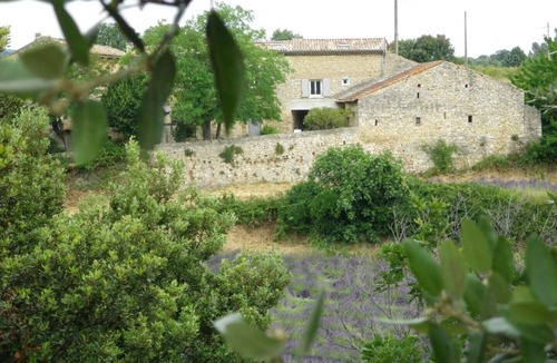Bourg-Saint-Andeol House | Magnanerie Havre de Paix 3 * Mas near Gorges de l'Ardèche on 2 ha of lavender