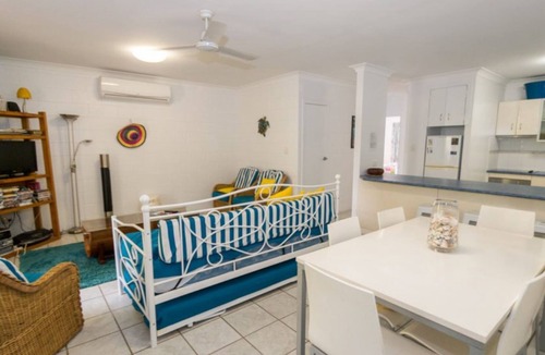 Arcadia Apartment | Magnetic Reef Unit 5