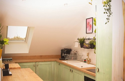 Saint-Pourcain-sur-Sioule Apartment | Magnificent Festive Loft