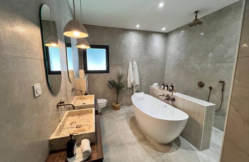 Saint-Marcel-les-Valence Villa | Magnificent house for 8 people