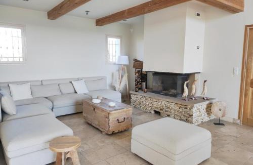 Montaren-et-Saint-Mediers Villa | Magnifique Mas avec piscine à 5 minutes d'Uzès