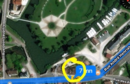 Rogny-les-Sept-Ecluses Apartment | Magnificent apartment