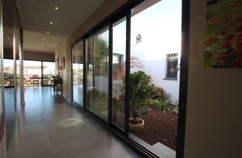 Villeneuve-de-la-Raho Villa | Magnificent villa with pool near Perpignan