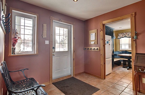 Saint Aime Des Lacs Ski Chalet | Magnificent cottage on the shores of Lake Nairne in Charlevoix
