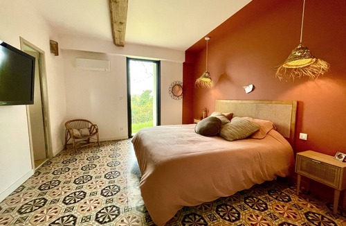 Castres Other | Magnificent 18th century farmhouse, perfectly quiet, in the middle of fields.