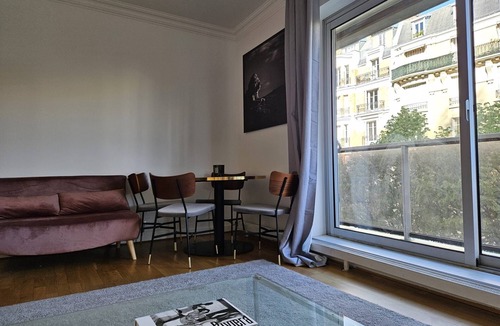 Passy Apartment | Magnificent 2-bedroom apartment Tour Eiffel Trocadéro Paris 16e