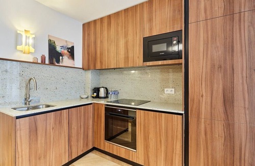 Quartier de la Porte-Saint-Denis Apartment | Magnificent 2 bedrooms apartment Center of Paris
