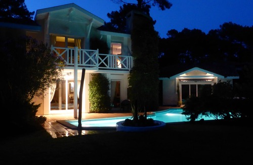 Biscarrosse Villa | Magnificent 220m² 4* architect-designed villa, heated pool, air-conditioned bedrooms