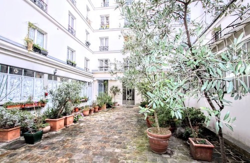 Enfants-Rouges Apartment | Magnificent 5 rooms sunny quiet