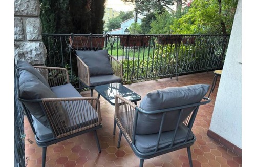 Le Petit Charran House | Magnificent 85m2 self-contained apartment