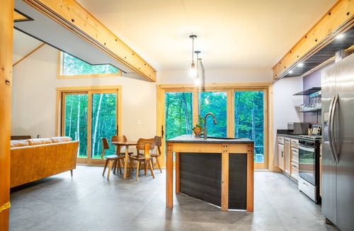 Warren Ski Chalet | Magnificent any time of year