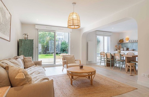 Deauville City Centre Apartment | Magnificent apartment - 2BR- 6P - Garden - Deauville
