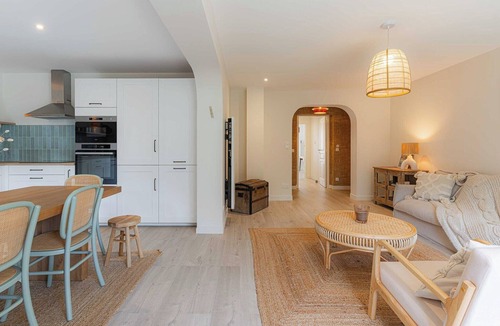 Deauville City Centre Apartment | Magnificent apartment - 2BR- 6P - Garden - Deauville