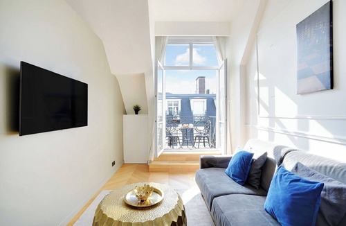 Faubourg-du-Roule Apartment | Magnificent apartment -1BR-4P- Champs-Élysées
