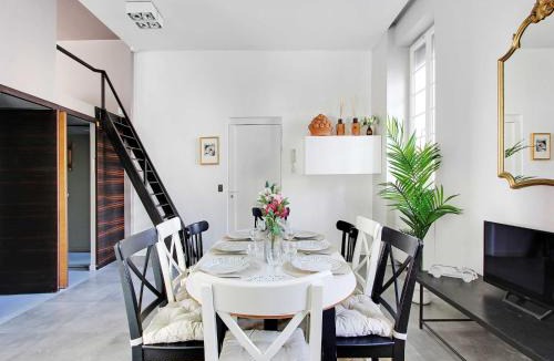 Amerique Apartment | Magnificent apartment - 2BR 7P - Les Buttes Chaumont