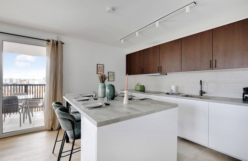 Clichy Apartment | Magnificent apartment- 3BR/8P-Proche de la Seine