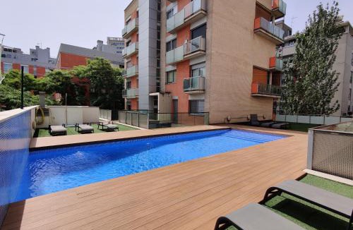 Sant Adria de Besos Apartment | Magnificent apartment close to the beach