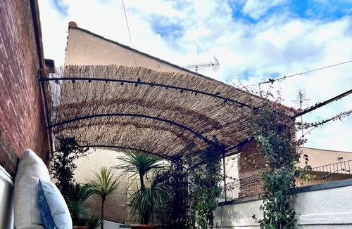 Le Busca Apartment | Magnificent apartment with large terrace, renovated, quiet and central.
