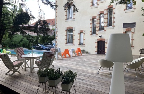 Poincare - Foch - Anatole France - Croix de Bourgogne Apartment | Magnificent apartment in the heart of Villa Médreville with garden and parking space