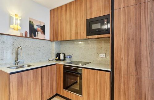 Quartier de la Porte-Saint-Denis Apartment | Magnificent apartment with AC - Center of Paris