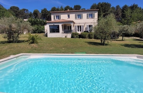 Bouc-Bel-Air Villa | Magnificent bastide in Provence, swimming pool, near Aix, with view, calm,shop 5 min