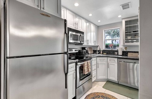 Delray Beach Villa | Magnificent Beach Townhome Steps from Atlantic Ave