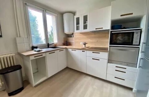 Montjuzet Apartment | Magnificent F3 with free on-site parking.