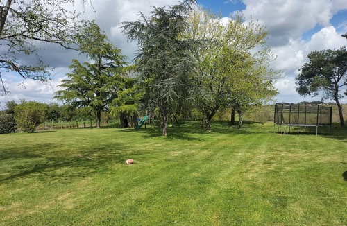 Vallet House | Magnificent family estate