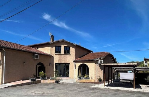 Lavelanet Apartment | MAGNIFICENT GRAND LOFT 4-star CLASS