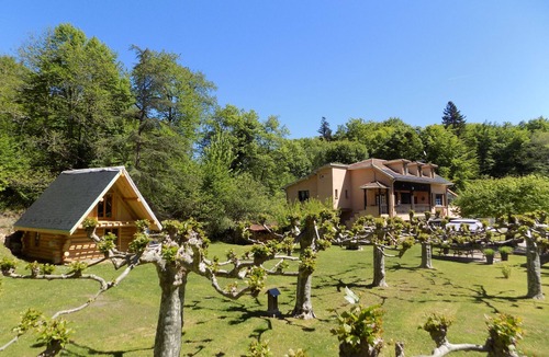 Malvezie House | Magnificent log cabin for up to 4 people
