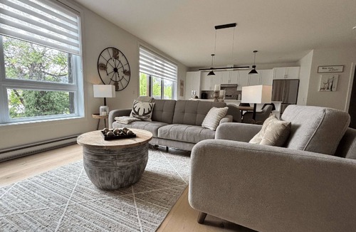Mont-Tremblant Apartment | Magnificent luxury condo located in Mont-Tremblant. In the heart of the village