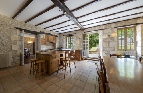 Montboyer House | Magnificent Manor House