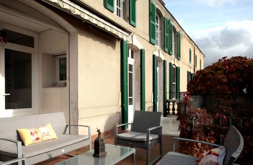 Bram House | Magnificent mansion in the heart of the city of Bram