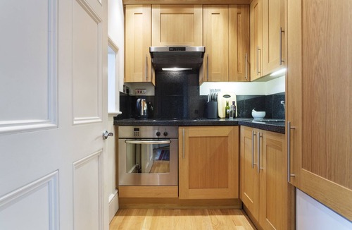 City of Westminster Apartment | Magnificent Marble Arch, by Veeve