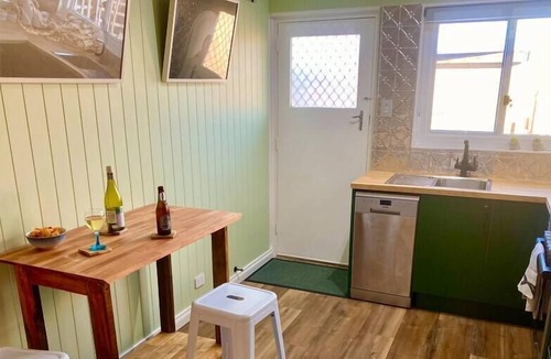 Marino Apartment | Magnificent Marino -2 Bdrm, Beach, Stylish, Modern