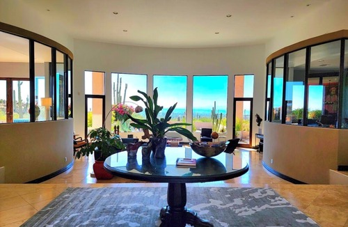 Tanque Verde House | MAGNIFICENT MOUNTAINSIDE ESTATE W/STUNNING VIEWS!