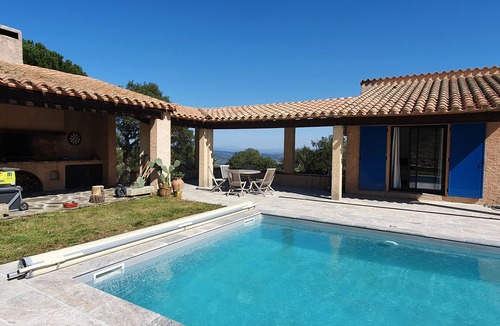 Ceret Villa | Magnificent pool villa between sea and mountains