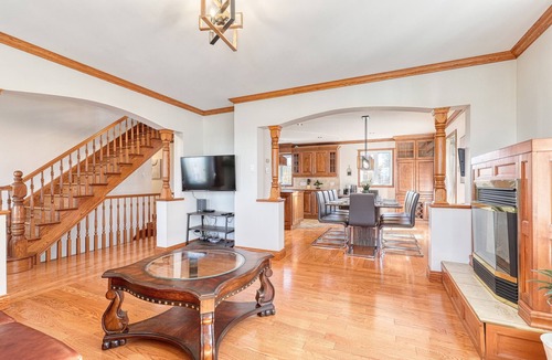 Trois-Rivieres House | Magnificent Ranch-style estate with Spa, game room. 10min from Trois-Rivieres