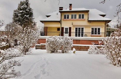 Colroy-la-Grande Cottage | Magnificent Retreat in Vosges: Sauna, Hot Tub, Park, and More!
