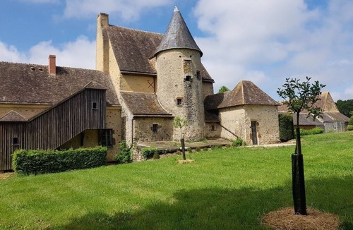 Saint-Celerin House | Magnificent restored manor house