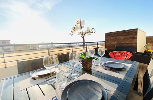 La Belle de Mai Apartment | Magnificent Roof-Top apartment with sea view and 2 parking spaces.