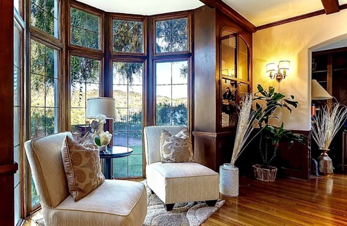 North Arroyo House | Magnificent Rose Bowl Mansion 5 Minutes Walk!