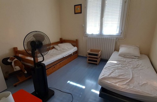 8th Arrondissement Apartment | Magnificent sea view, close to the beach, 3-room apartment, 60 m2