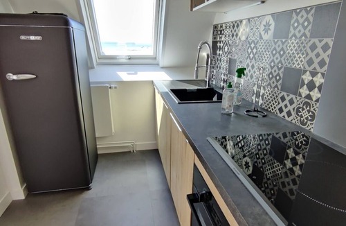 Damgan Apartment | Magnificent sea view, direct access to the beach. 4-person apartment