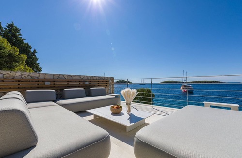 Hvar Villa | Magnificent Seafront Villa | 10 Bedrooms | Pakleni View