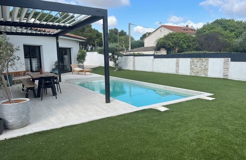 Millenaire House | Magnificent single-storey house 10 minutes from the beach