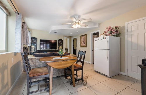 Fair Oaks House | Magnificent stay at Fair Oaks Village