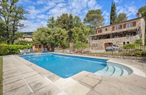 La Celle-sous-Gouzon Villa | Magnificent Stone Villa in Le Tignet