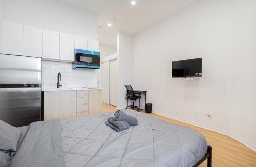 Sainte-Marie Apartment | Magnificent Studio with FREE parking near downtown